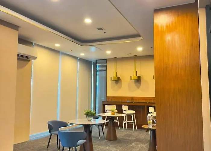 Appartamento In - Robinsons Galleria Residences